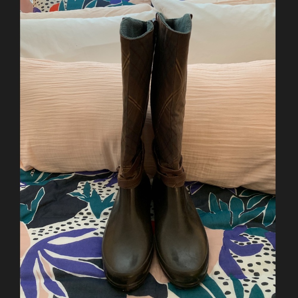 Sperry Plaid Waterproof Boots